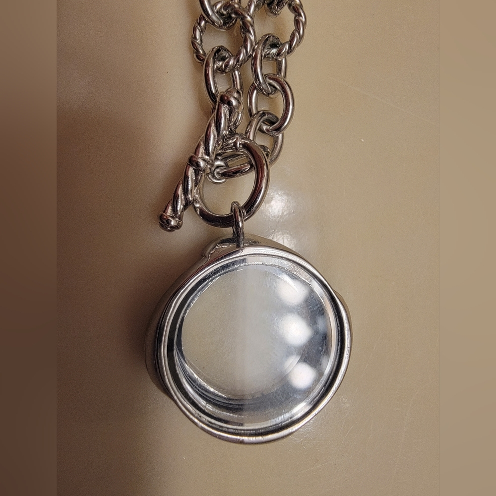 Origami Owl Locket View 3